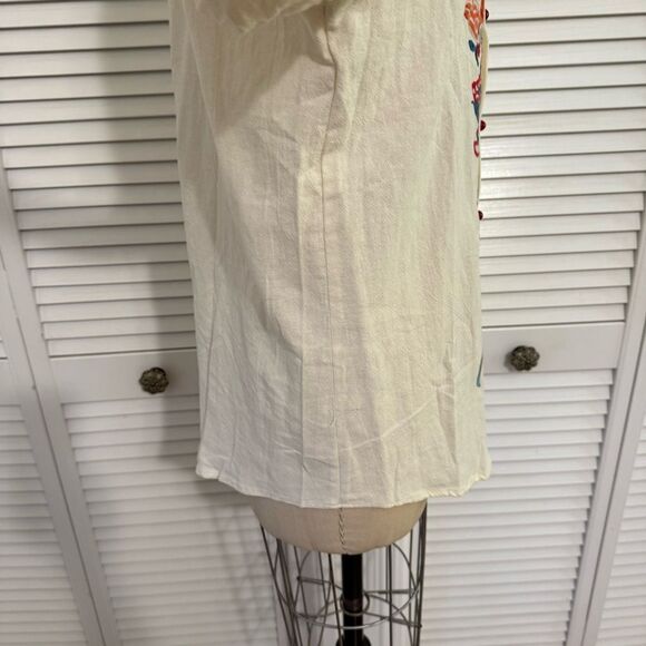 Manly/Unisex Casual Cream and Red Embroidered Button Down Shirt NWT! - Picture 7 of 13